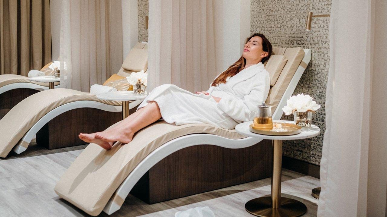 Black Stone Spa Medavakkam